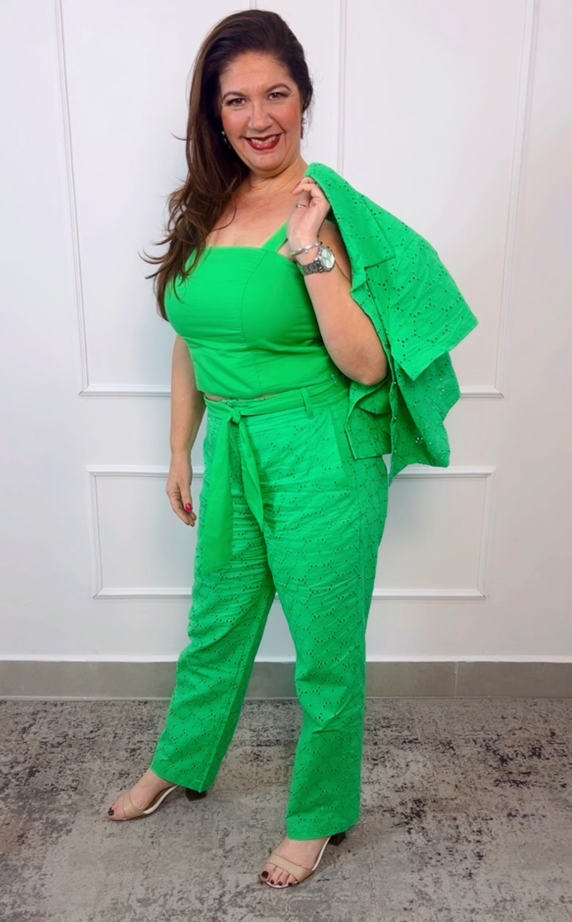 Conjunto Camelia - Calça, blusa cropped e camisa - Imagem 4